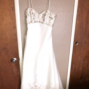 Wedding Dress New Size 8